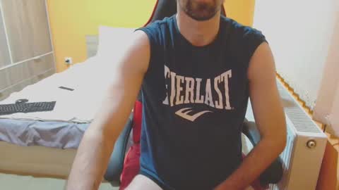 Snapshot of scotty_98 chatting on 01-26-25, 08:23 scotty_98 online show from 01-26-25, 08:23