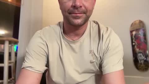 Snapshot of scottybeam chatting on 12-15-25, 08:07 Scotty online show from 12-15-25, 08:07