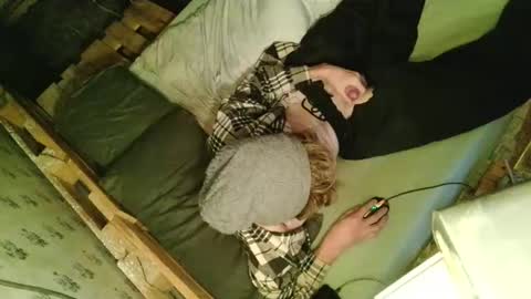 scratt67 online show from 12-15-25, 11:20