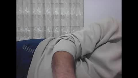 Snapshot of screw2 chatting on 12-03-24, 06:06 Evren online show from 12-03-24, 06:06