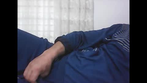 Snapshot of screw2 chatting on 12-22-24, 12:38 Evren online show from 12-22-24, 12:38