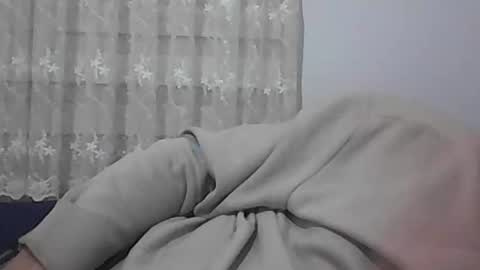 Snapshot of screw2 chatting on 01-13-25, 08:37 Evren online show from 01-13-25, 08:37