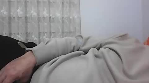 Snapshot of screw2 chatting on 01-15-25, 09:09 Evren online show from 01-15-25, 09:09