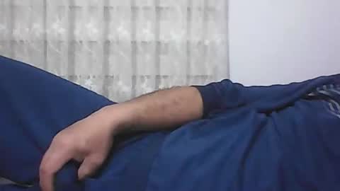 Snapshot of screw2 chatting on 01-19-25, 09:02 Evren online show from 01-19-25, 09:02