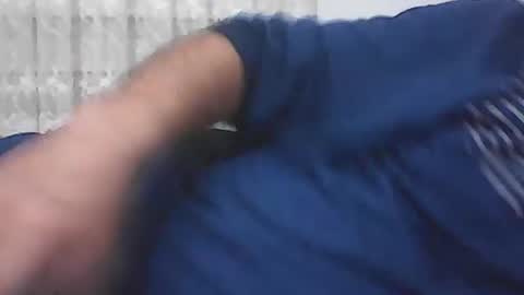 Snapshot of screw2 chatting on 01-20-25, 06:10 Evren online show from 01-20-25, 06:10