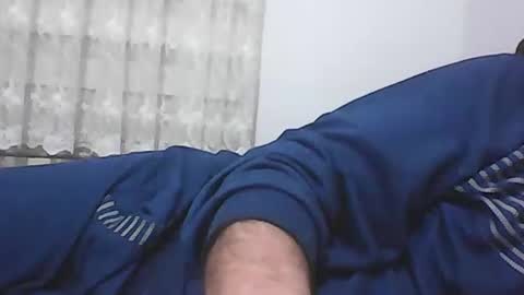 Snapshot of screw2 chatting on 01-27-25, 06:52 Evren online show from 01-27-25, 06:52