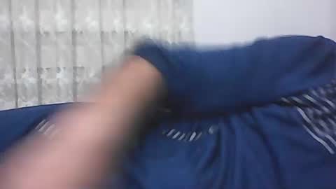 Snapshot of screw2 chatting on 01-29-25, 09:39 Evren online show from 01-29-25, 09:39