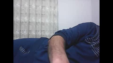 Snapshot of screw2 chatting on 01-30-25, 09:47 Evren online show from 01-30-25, 09:47