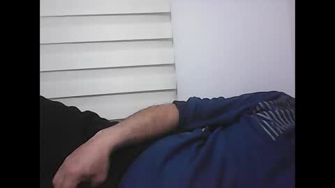 Snapshot of screw2 chatting on 02-12-25, 07:24 Evren online show from 02-12-25, 07:24