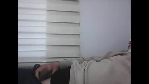 Snapshot of screw2 chatting on 02-23-25, 02:25 Evren online show from 02-23-25, 02:25