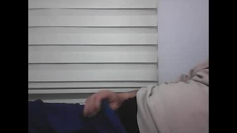 Snapshot of screw2 chatting on 02-23-25, 08:33 Evren online show from 02-23-25, 08:33