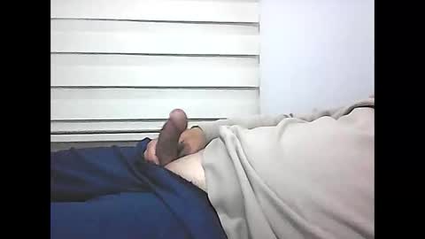 Snapshot of screw2 chatting on 02-23-25, 11:36 Evren online show from 02-23-25, 11:36