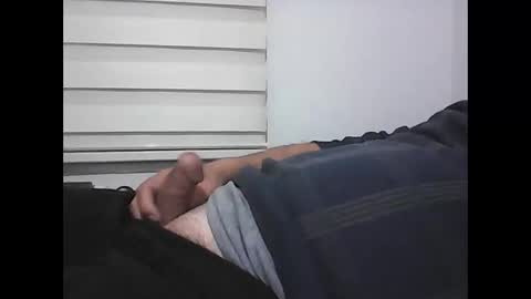 Snapshot of screw2 chatting on 01-05-26, 07:28 Evren online show from 01-05-26, 07:28