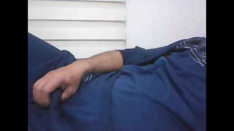 Snapshot of screw2 chatting on 02-03-26, 09:42 Evren online show from 02-03-26, 09:42