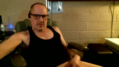 Snapshot of sdh69 chatting on 01-13-26, 05:02 eating pussy sucking dick online show from 01-13-26, 05:02