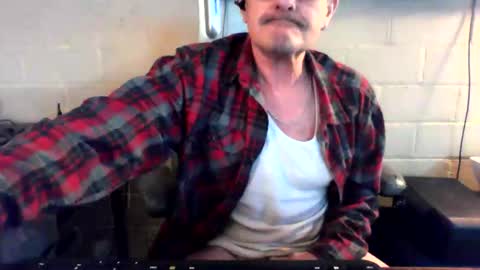 Snapshot of sdh69 chatting on 01-31-26, 07:23 eating pussy sucking dick online show from 01-31-26, 07:23