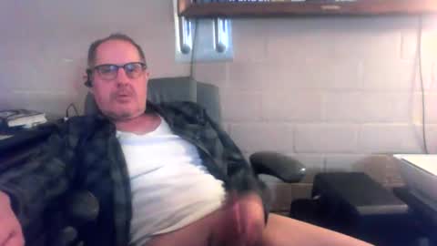 Snapshot of sdh69 chatting on 03-14-26, 11:32 eating pussy sucking dick online show from 03-14-26, 11:32