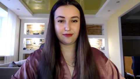 Elizabeth  online show from 12-17-24, 12:00