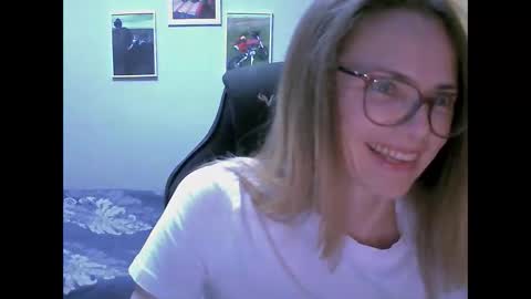 SEA Dream online show from 10-05-25, 02:26