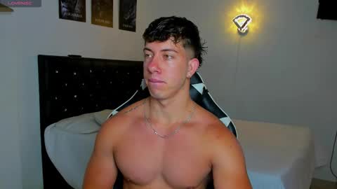 Snapshot of sean_brownx chatting on 11-15-25, 09:28 Sean online show from 11-15-25, 09:28