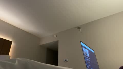 seanjohnsen online show from 11-19-25, 06:13