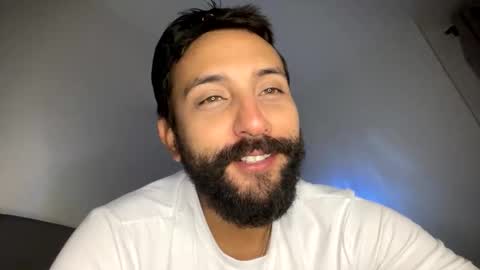 Snapshot of seanpablosanz chatting on 02-02-26, 01:26 Sean pablo Sanz online show from 02-02-26, 01:26