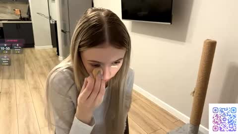 Kate online show from 04-19-26, 07:49