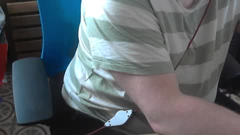 Snapshot of seathrough chatting on 03-12-26, 10:21 Falco J online show from 03-12-26, 10:21