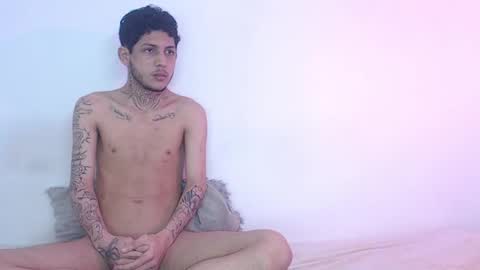 Snapshot of sebas_and_mila chatting on 04-25-26, 11:13 CAMILA Y SEBASTIAN online show from 04-25-26, 11:13