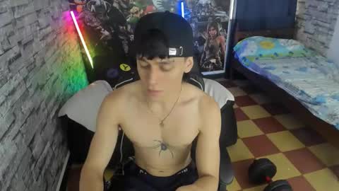 Snapshot of sebas_jusa chatting on 04-18-26, 01:04 sebas jusa online show from 04-18-26, 01:04