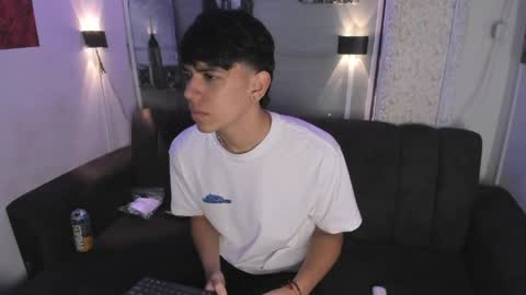 Snapshot of sebas_pretty7 chatting on 03-31-26, 12:27 sebas_pretty7 online show from 03-31-26, 12:27