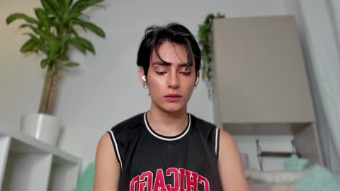 sebastian online show from 01-28-25, 05:32