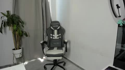 sebastian online show from 04-10-26, 03:50