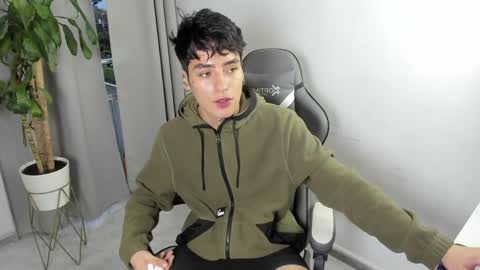 sebastian online show from 04-21-26, 10:56