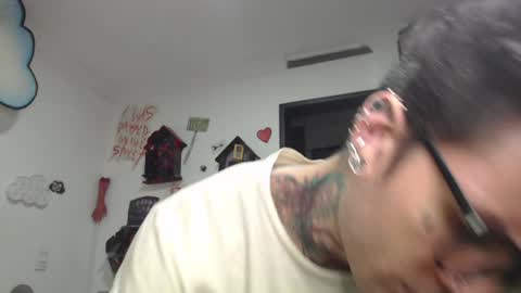 Snapshot of sebasbigdick_ chatting on 06-15-26, 05:42 spityio instagram online show from 06-15-26, 05:42