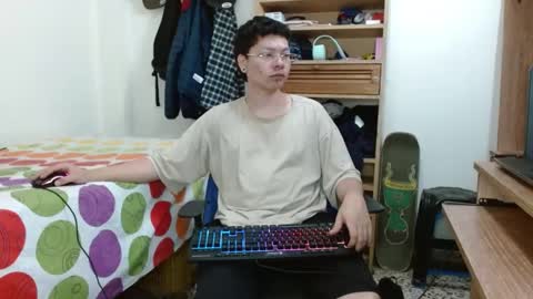 Snapshot of sebasslops chatting on 03-06-25, 06:30 Sebas online show from 03-06-25, 06:30