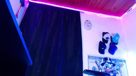 Sebastian online show from 03-23-26, 10:52