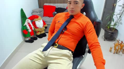 Snapshot of sebastian_oconnor77 chatting on 01-07-25, 12:20 juan sebastian online show from 01-07-25, 12:20