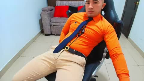 Snapshot of sebastian_oconnor77 chatting on 02-10-25, 03:21 juan sebastian online show from 02-10-25, 03:21
