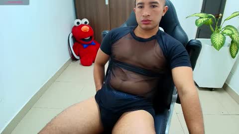 Snapshot of sebastian_oconnor77 chatting on 09-27-25, 01:16 juan sebastian online show from 09-27-25, 01:16