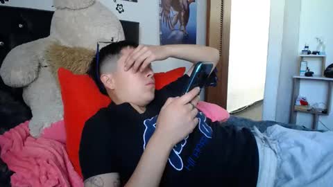 Snapshot of sebastian_posse chatting on 01-29-25, 08:46 Myystiic online show from 01-29-25, 08:46