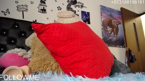 Snapshot of sebastian_posse chatting on 02-06-25, 07:40 Myystiic online show from 02-06-25, 07:40