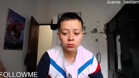 Snapshot of sebastian_posse chatting on 02-15-25, 02:33 Myystiic online show from 02-15-25, 02:33