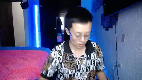 Snapshot of sebastian_posse chatting on 03-06-25, 10:36 Myystiic online show from 03-06-25, 10:36