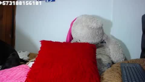 Snapshot of sebastian_posse chatting on 09-18-25, 07:43 Myystiic online show from 09-18-25, 07:43