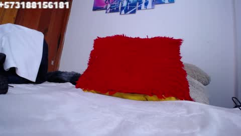 Snapshot of sebastian_posse chatting on 09-30-25, 09:09 Myystiic online show from 09-30-25, 09:09