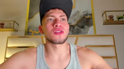 Snapshot of sebastianmaximoff chatting on 01-31-25, 12:51 Sebastian online show from 01-31-25, 12:51