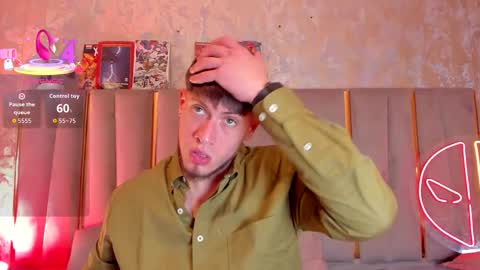 Snapshot of sebastianmaximoff chatting on 09-20-25, 07:37 Sebastian online show from 09-20-25, 07:37