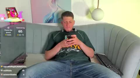 Snapshot of sebastianmaximoff chatting on 09-30-25, 09:53 Sebastian online show from 09-30-25, 09:53