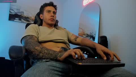 Lucian Sinclair online show from 01-16-25, 12:55